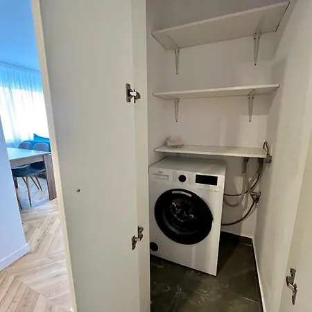 Cozy Flat Near Palace Campus Iasi Exterior photo